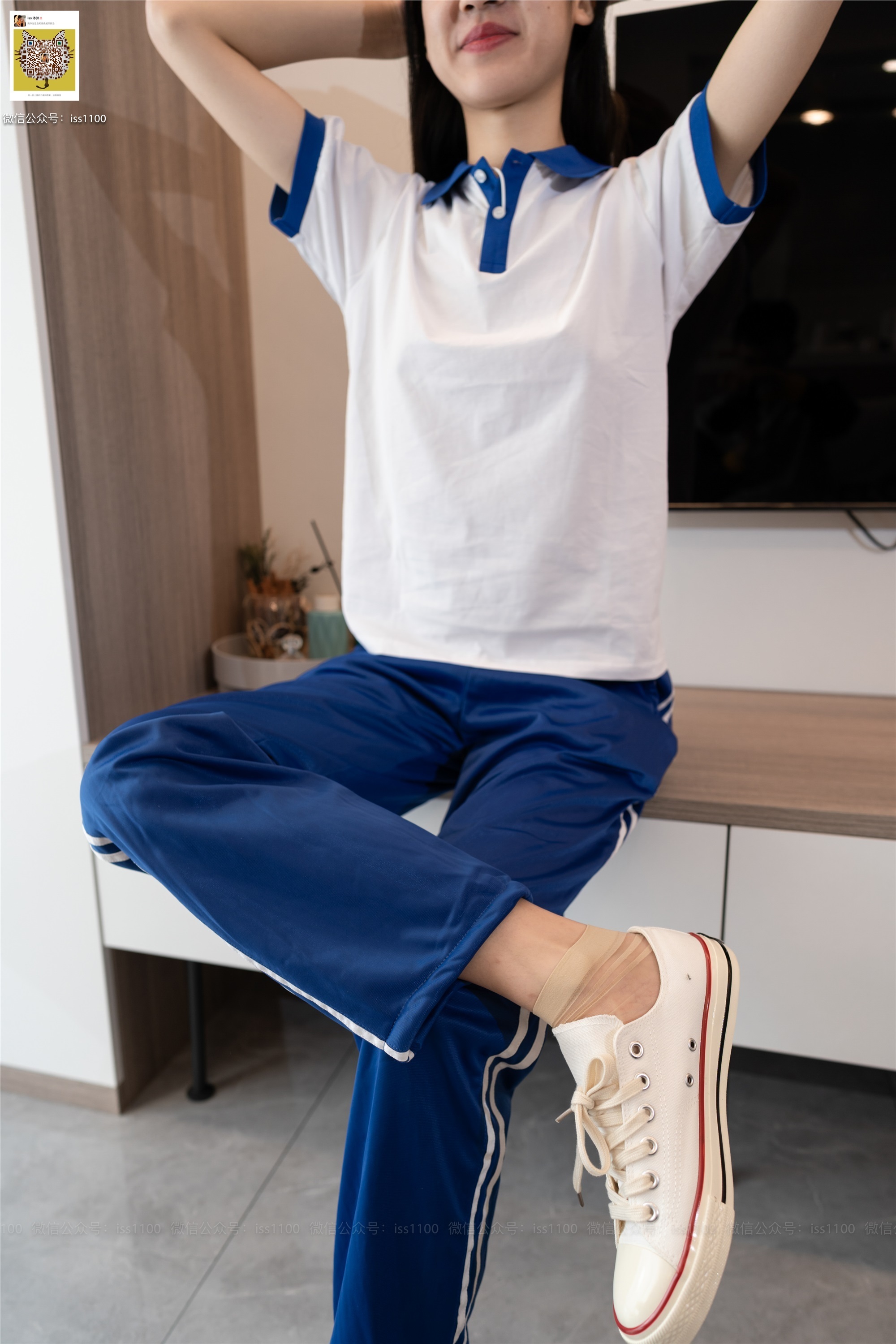 ISS系列 002 佳佳 校服